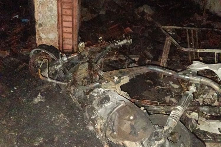 Mantan Suami Siram Motor Pakai Bensin Picu Kebakaran Rumah, Kerugian Rp 1 Miliar 