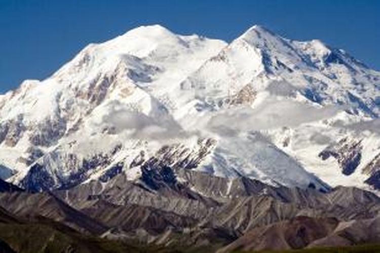 Gunung tertinggi di benua amerika