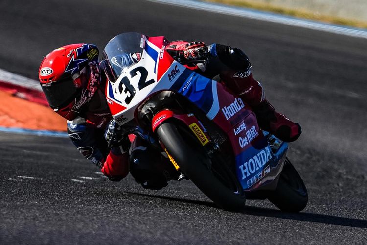 M. Kiandra Ramadhipa menang di Race 1 European Talent Cup (ETC) 2025 di Sirkuit Magny-Cours