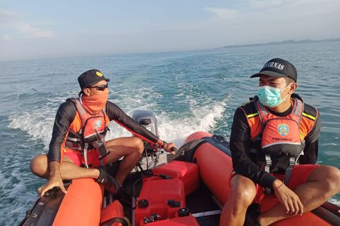 Wisatawan Asal Surabaya Hilang Terseret Ombak di Pantai Batu Bolong Bali 