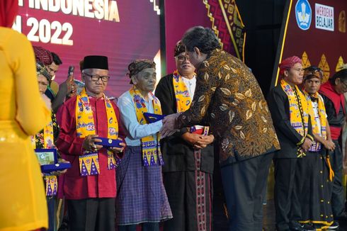 Kemendikbud Ristek Beri Anugerah Kebudayaan 2022 kepada 29 Maestro Seni Tradisional