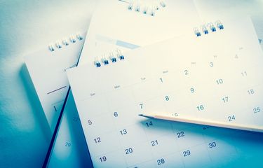 Ilustrasi kalender