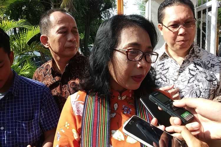 Kementerian Pemberdayaan Perempuan dan Perlindungan Anak (PPPA) Bintang Puspayoga saat peresmian gedung UPTD PPPA di Mataram, NTB