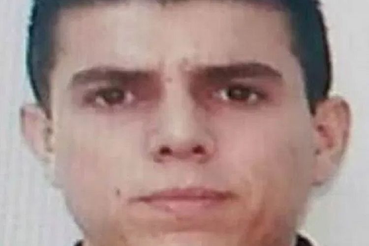 Juan Carlos Gonzalez, atau dijuluki El Chapo Baru, adalah sosok yang diyakini memimpin kartel narkoba Meksiko Generasi Baru Jalisco.