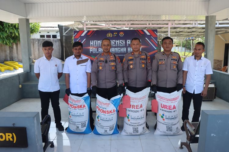 Tergiur Upah Rp 9 Juta, Sopir Truk Selundupkan 10 Ton Pupuk Subsidi Dari Sumsel ke Bangka