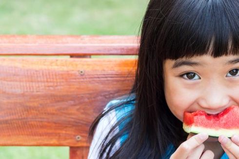 Pola Makan Sehat Sejak Kecil Bermanfaat Jangka Panjang