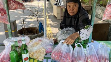 Makna di Balik Bunga Tabur, Simbol Rindu dan Kenangan Saat Ziarah Lebaran