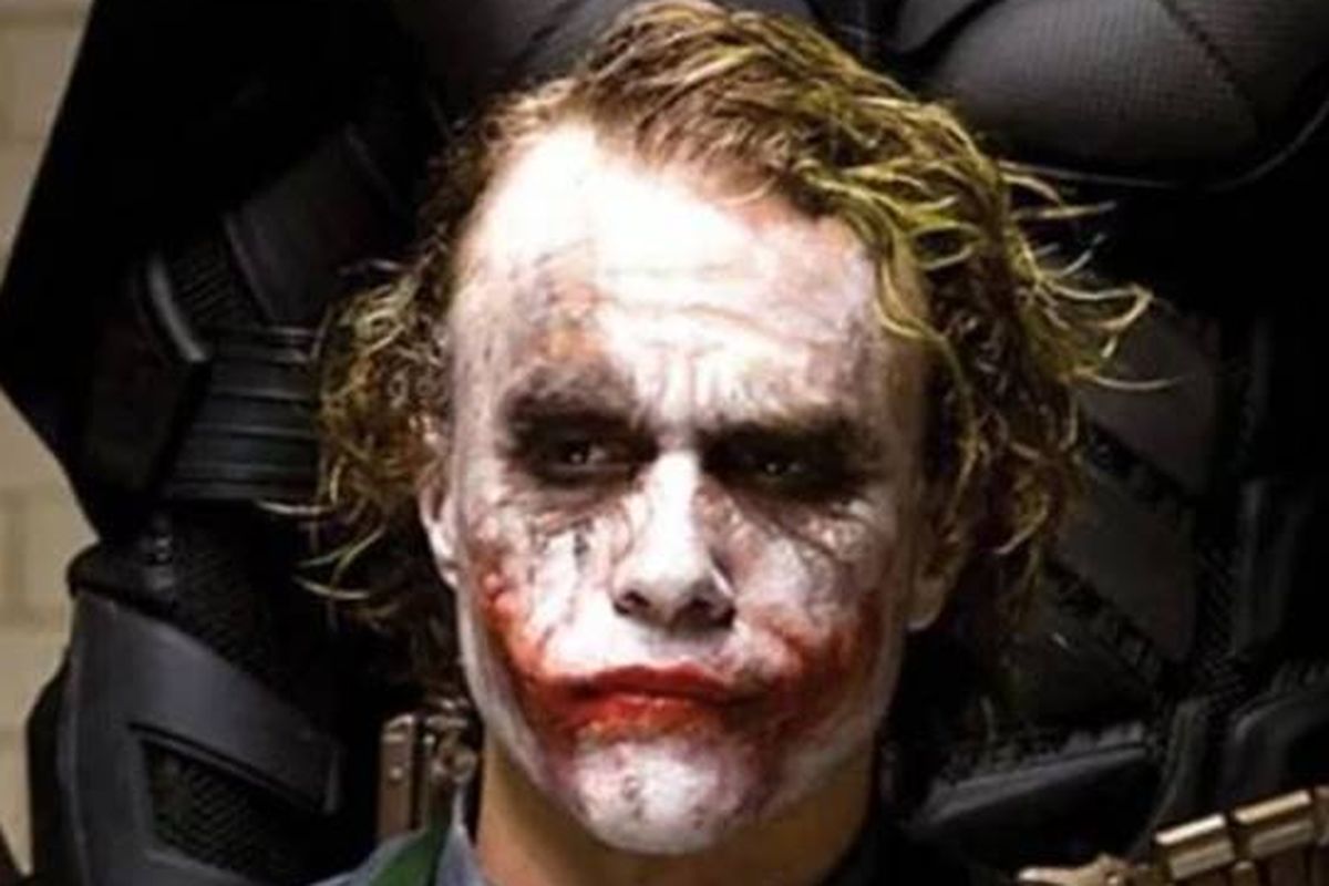 Heath Ledger memerankan Joker terbaik dalam film Batman The Dark Knight pada 2008.