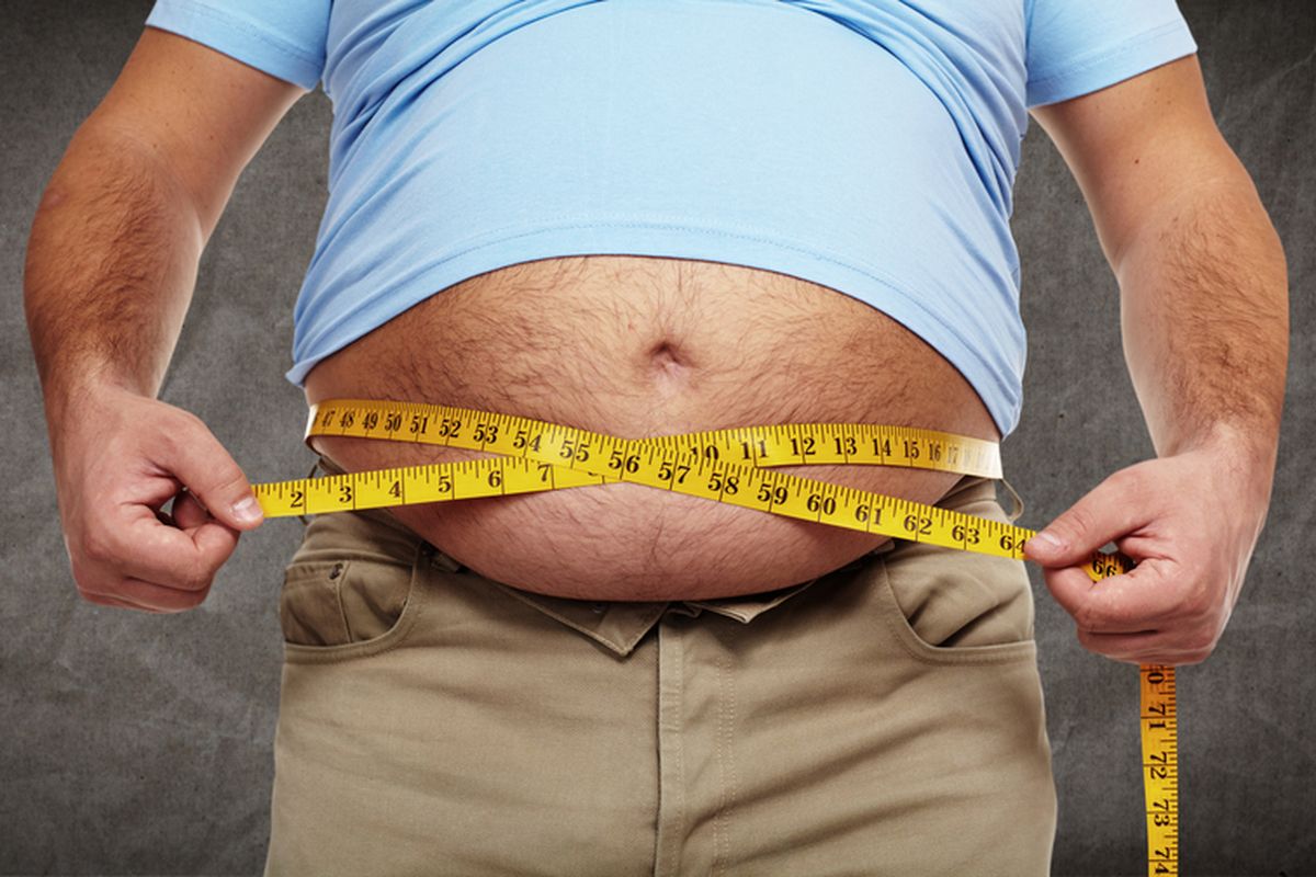 Ilustrasi perut buncit atau kelebihan berat badan yang memiliki risiko penyakit serius lebih tinggi. 