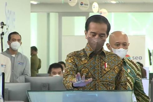 Di Rapim TNI-Polri, Jokowi Singgung Soal Kondisi Global yang Tak Menentu