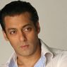 Salman Khan Imbau Jangan Unjuk Keberanian untuk Menghadapi Covid-19