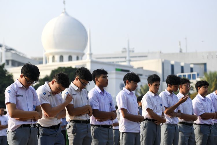 Masjid Agung Al Azhar Gelar Shalat Istisqa untuk Meminta Hujan di Tengah Musibah Kekeringan