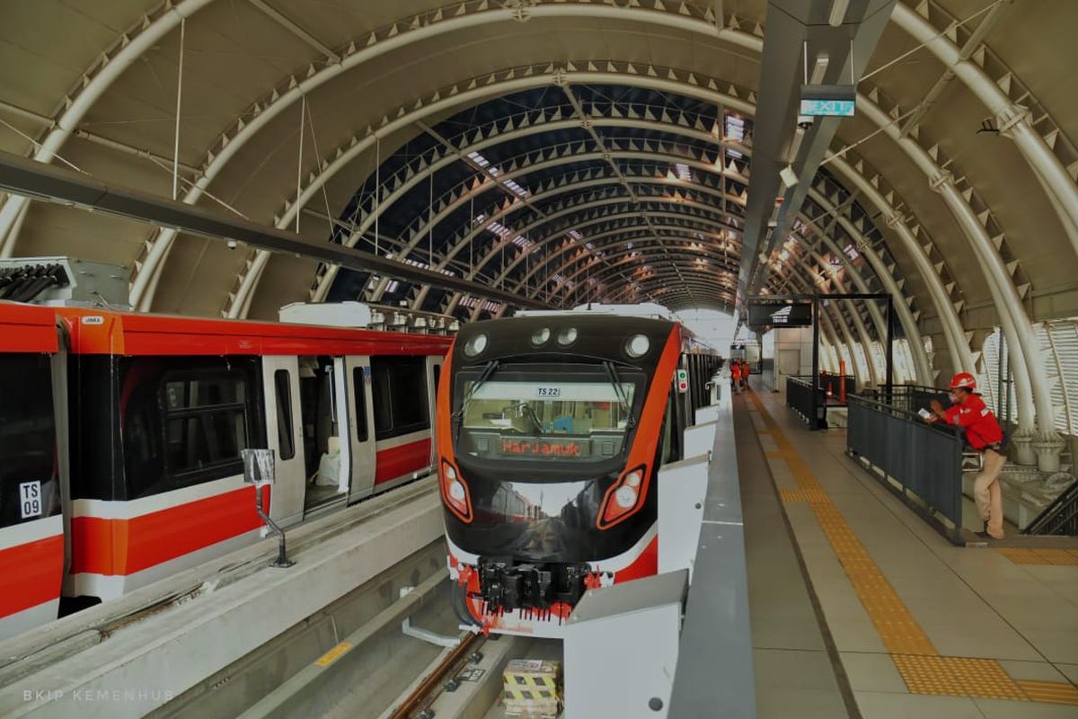 LRT Jabodebek ditargetkan dapat beroperasi pada 2022.