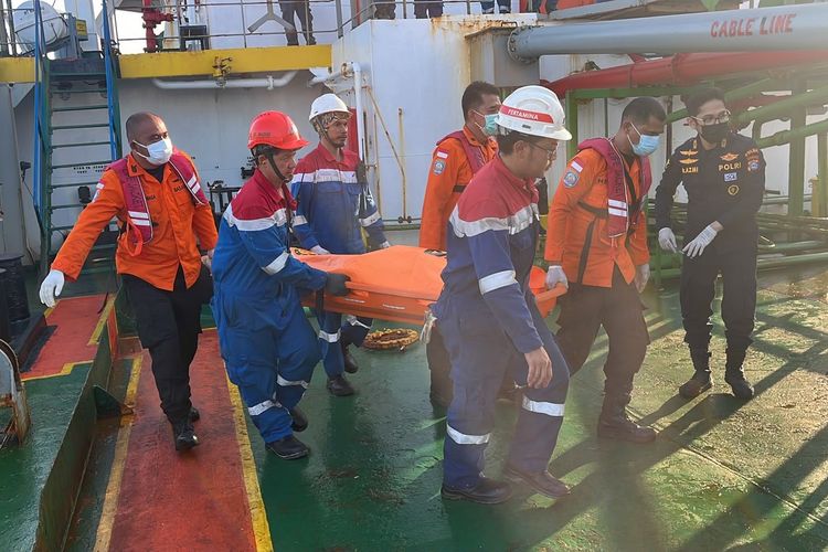 Update Data Korban KMP Virgo Transport 8: 6 Tewas, 129 Hilang, dan 108 Selamat