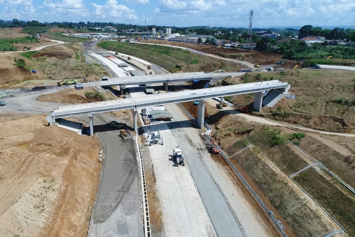 Tol Bogor-Ciawi-Sukabumi (Bocimi), Minggu (8/4/2018).