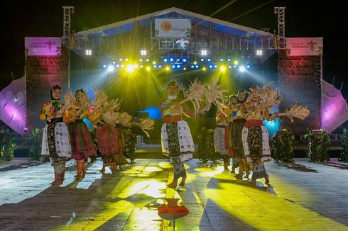Festival Teluk Jailolo di Halmahera Barat Tampilkan Pesona Indonesia Timur
