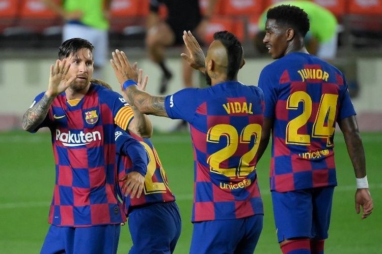 Mega bintang Barcelona, Lionel Messi, merayakan gol ke gawang Osasuna pada laga Liga Spanyol. Jumat (17/7/2020) dini hari WIB.