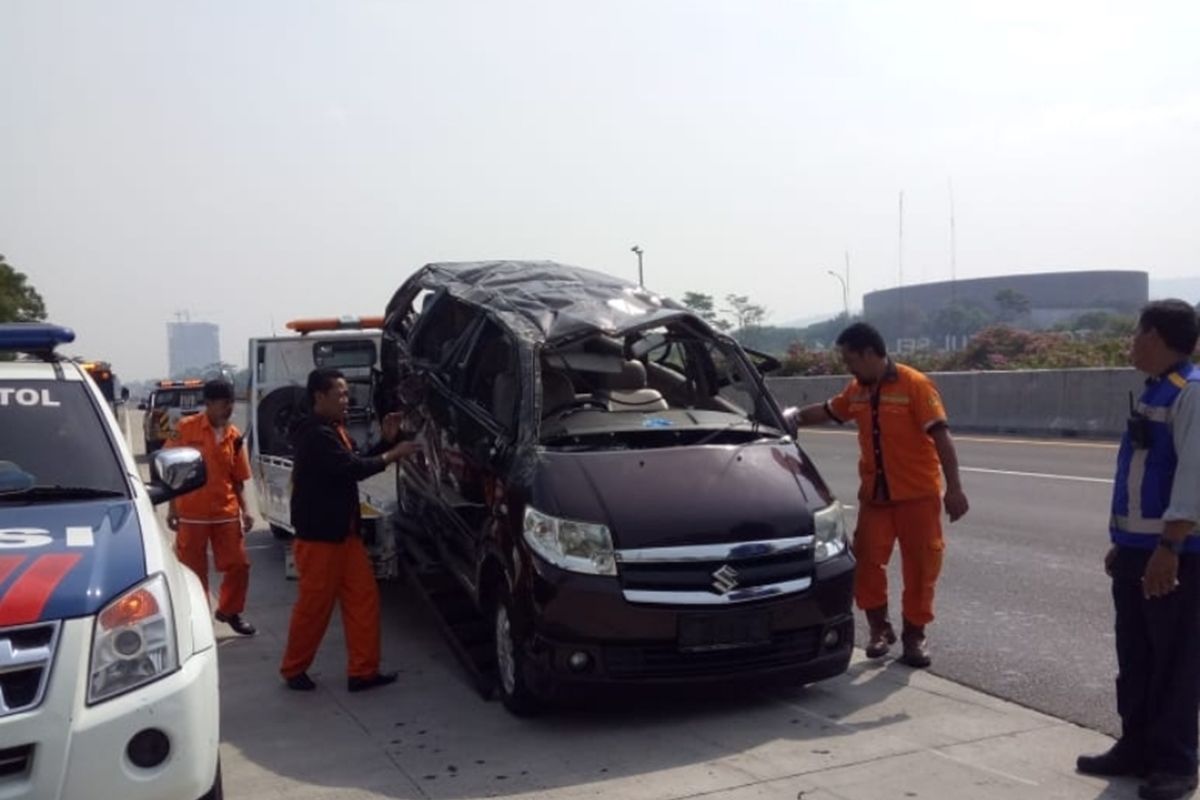 Masalah Ban Jadi Penyebab Utama Kecelakaan Di Jalan Tol