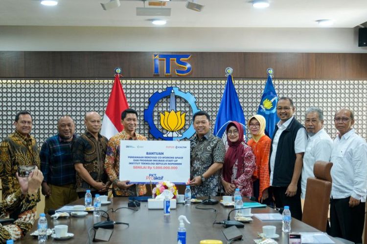 Bantuan dana pendidikan Pupuk Kaltim sebesar Rp 1 miliar yang diberikan kepada ITS Surabaya.