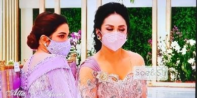 Krisdayanti dan Ashanty menghadiri acara lamaran Aurel dan Atta Halilintar