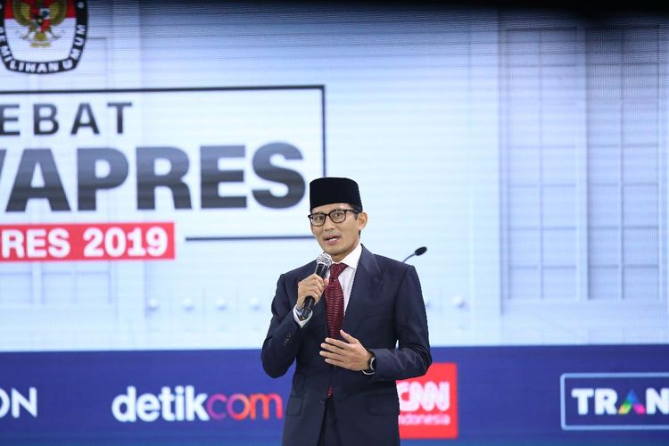 Calon wakil presiden nomor urut 02 Sandiaga Uno berbicara dalam debat ketiga Pilpres 2019 di Hotel Sultan, Jakarta, Minggu (17/3/2019) malam. Peserta debat ketiga kali ini adalah cawapres masing-masing paslon dengan tema yang diangkat adalah pendidikan, kesehatan, ketenagakerjaan, sosial, dan budaya.