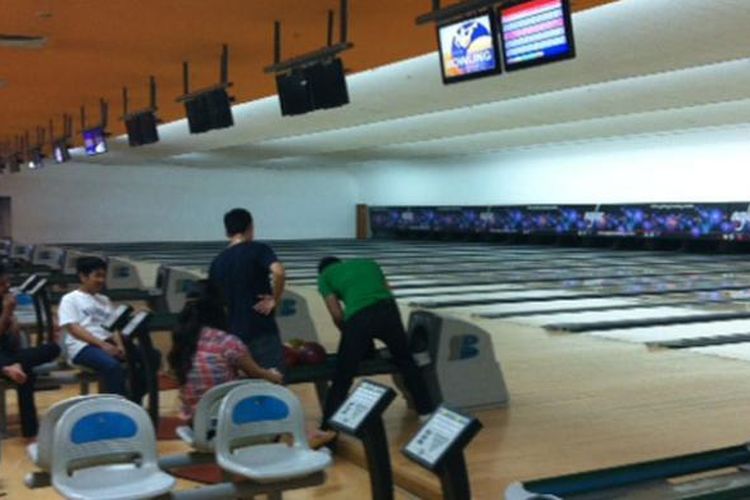 Artha Gading Bowling Center (AGBC) di Mal Artha Gading, Jakarta Utara.
