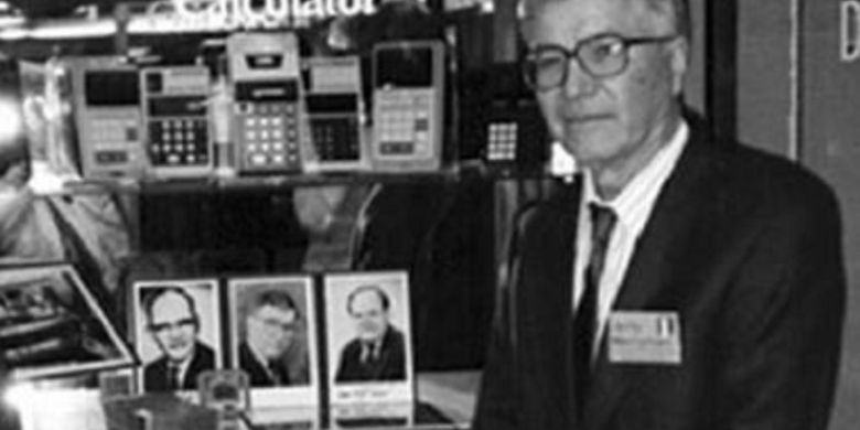 Penemu Kalkulator Jerry Merryman Berpulang Pada Usia 86 Tahun Halaman All Kompas Com