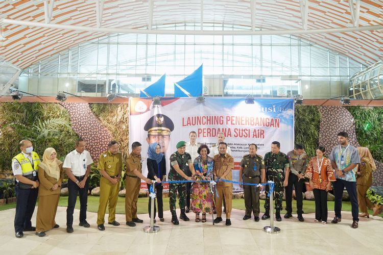 Peluncuran program Penerbangan Bersubsidi Perdana Susi Air dari Bandara Internasional Sultan Hasanuddin Makassar ke Bandara Andi Djemma Masamba Luwu Utara, Senin (22/5/2023)