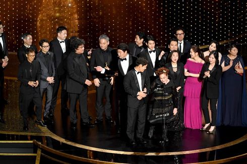 Film Parasite Borong 4 Piala Oscar 2020