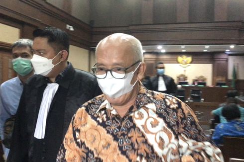 Jaksa Tuntut Pemilik PT AMS Kiagus Emil Fahmy 5 Tahun Penjara