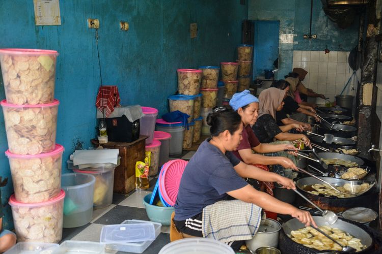 Paradoks Pembiayaan UMKM: Dana Besar Belum Sampai ke Pelaku Usaha