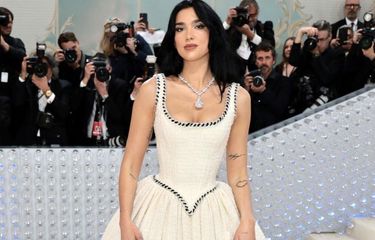 Dua Lipa di Met Gala 2023