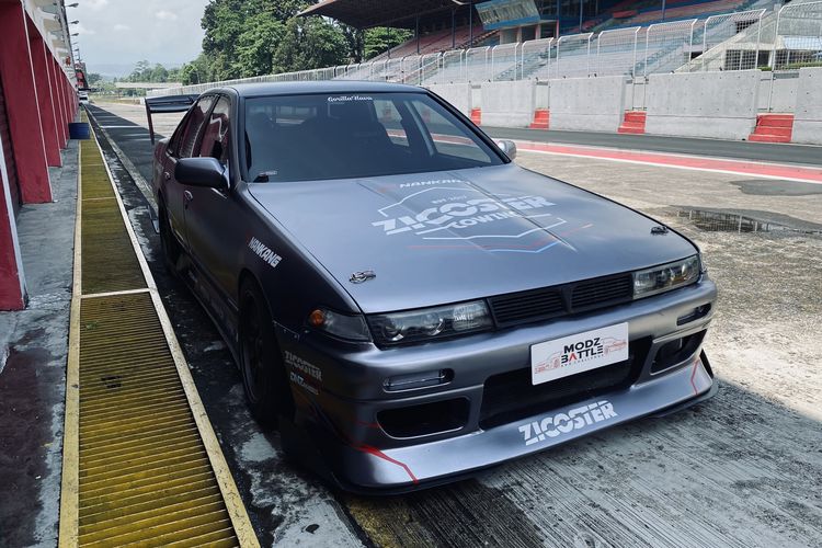 Modifikasi Nissan Cefiro-Garasi Drift