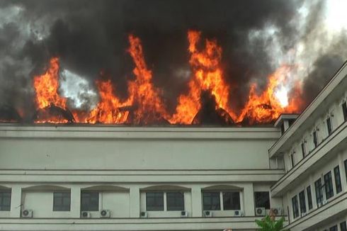 Hotel Golden Season Samarinda Terbakar