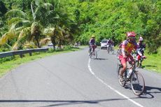 Etape 3, Jelajah Sepeda Lewati Tanjakan dengan Pemandangan Laut