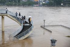 Banjir di China Tewaskan 15 Orang, RibuanLainnya Mengungsi   