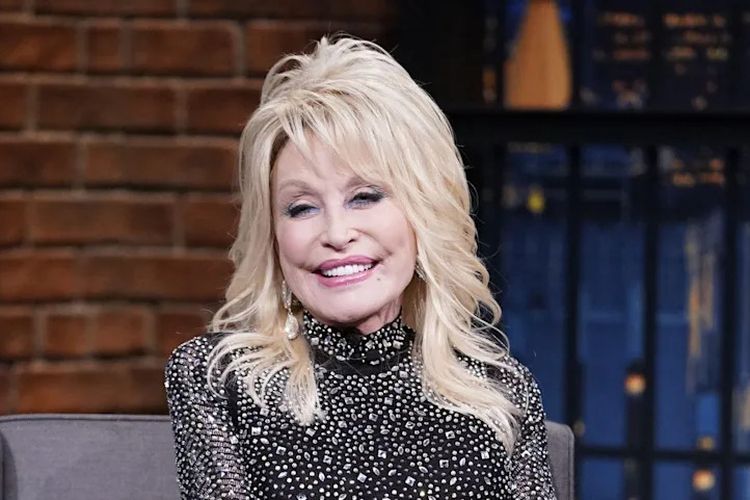 Dolly Parton Tutup Usia 80 Tahun, Ini Perjalanan Hidup Sang Legenda Musik Country