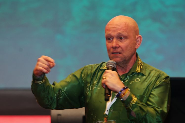 Matthias Gelber, Co Founder ESG Innovation Hub Filipina: Menjadi bagian dari transisi ini bukan hanya tentang berbuat baik; ini juga tentang mempertahankan relevansi dan daya saing.

