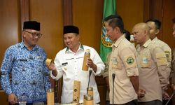 Lewat Program Baju Baja, 19 Desa di Jabar Sukses di Bina