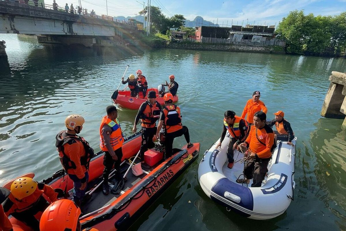 Tim SAR Gabungan Akhirnya Temukan Remaja Putri Tenggelam di Sungai Kalibone Pangkep Saat Berenang
