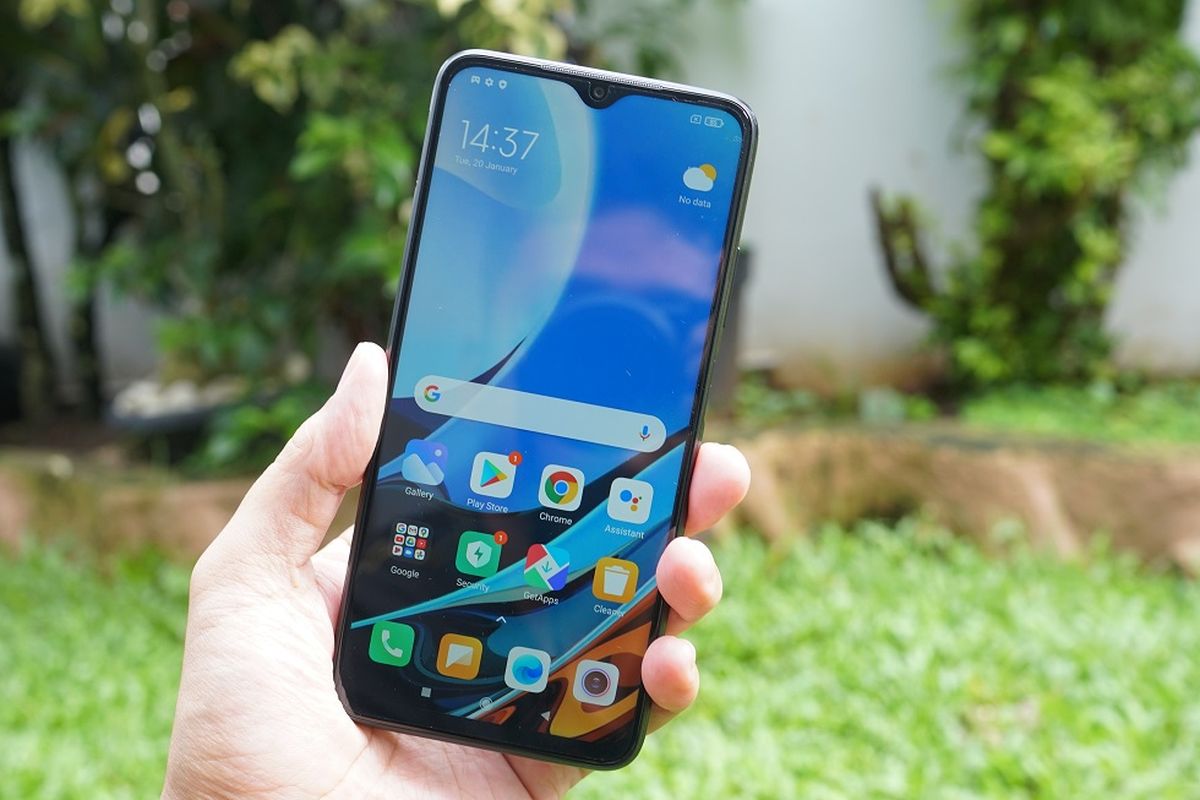 Xiaomi Redmi 9T memiliki layar seluas 6,53 inci panel IPS dengan resolusi FullHD. 