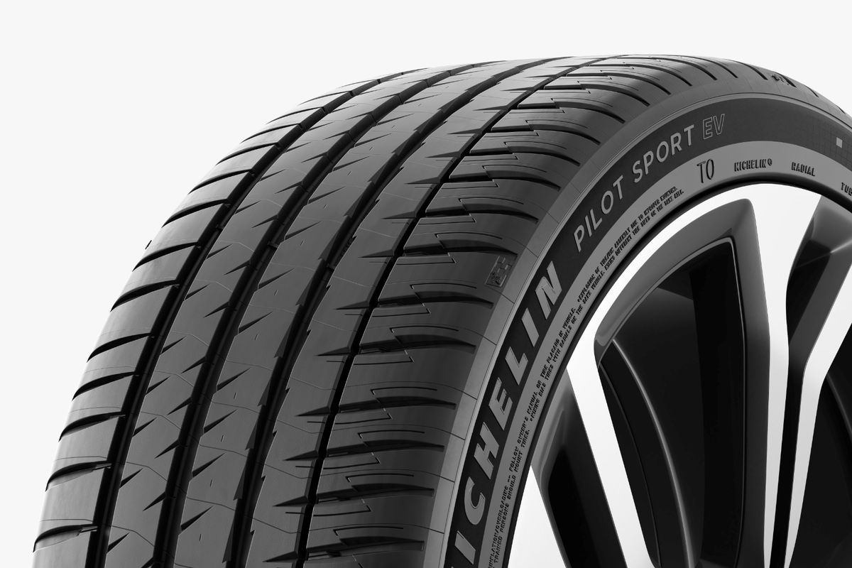 Ilustrasi ban mobil Michelin Pilot Sport EV