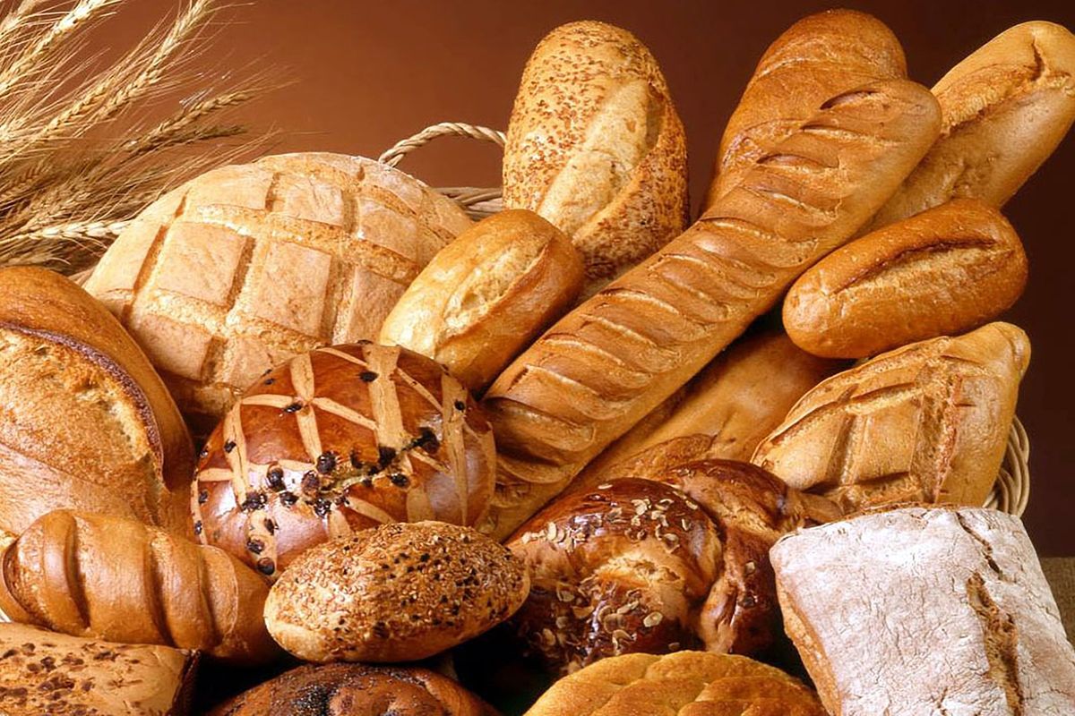 Ilustrasi roti, beragam jenis roti.