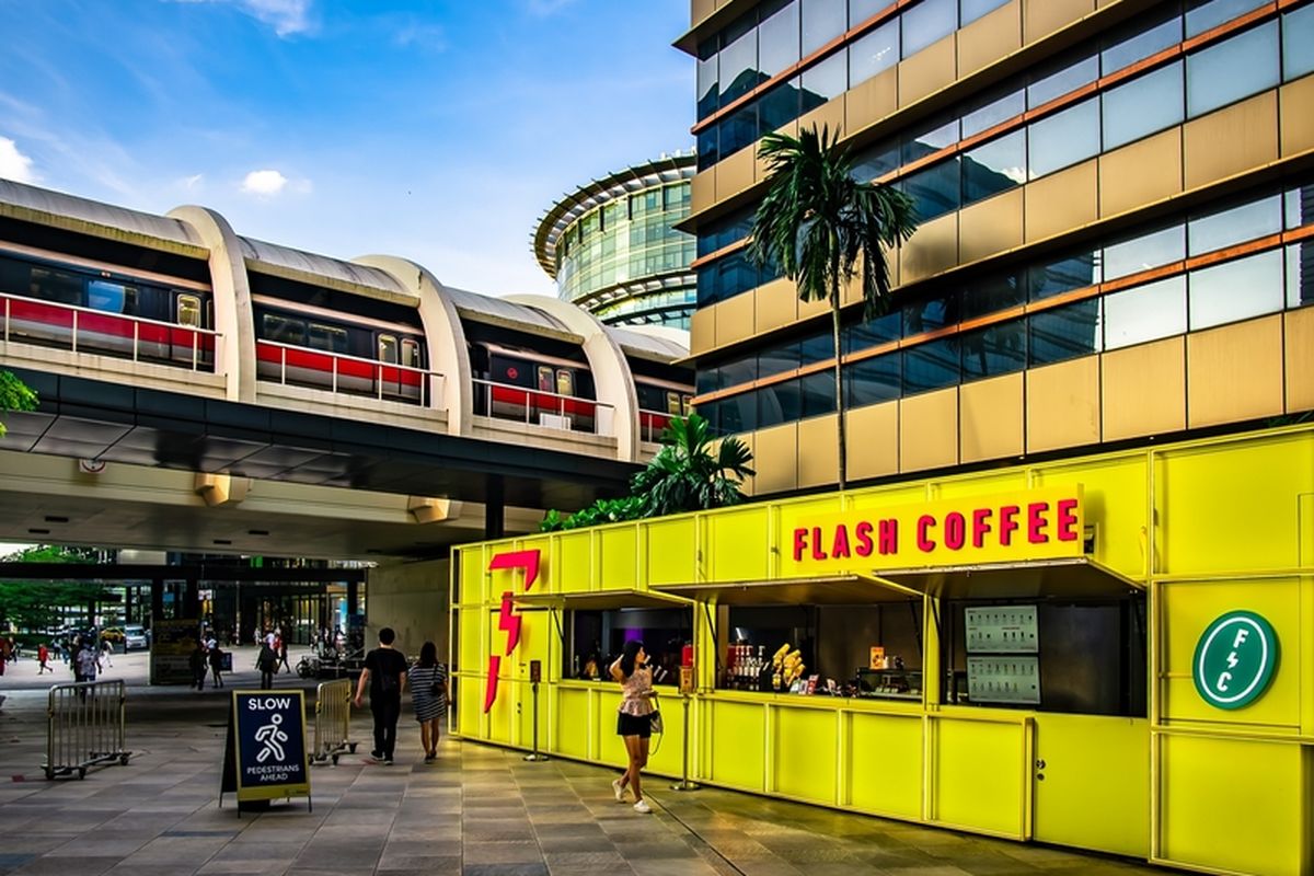 Ilustrasi gerai kopi Flash Coffee di Singapura. 