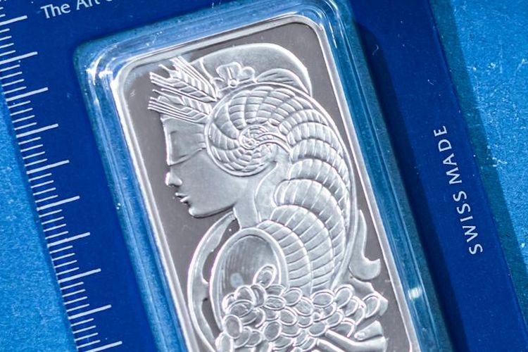 Ilustrasi perak, investasi perak.