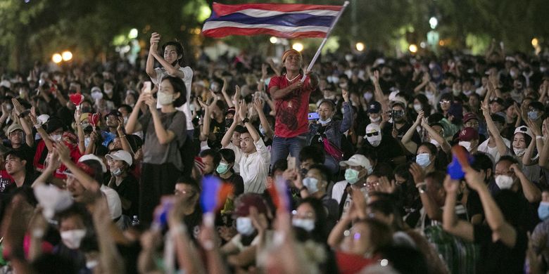 Demonstrators Call for Big Latest Protests, Thai Government Is Not Worried