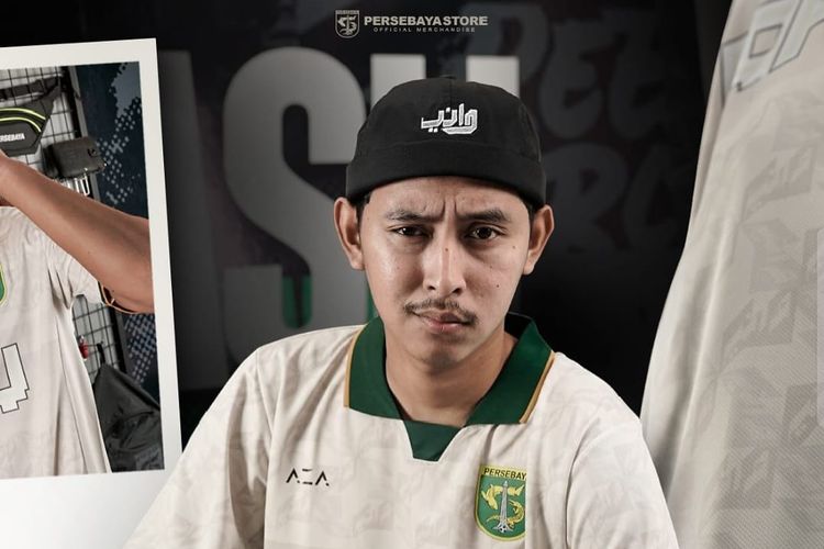 Salah satu koleksi Persebaya Store untuk Ramadhan dan Lebaran tahun ini.