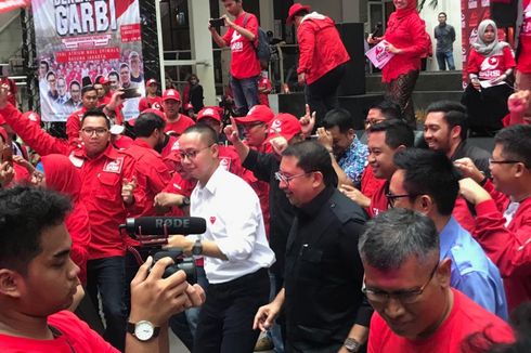 Sejumlah Politisi Berjoget Acara Deklarasi Garbi DKI Jakarta 