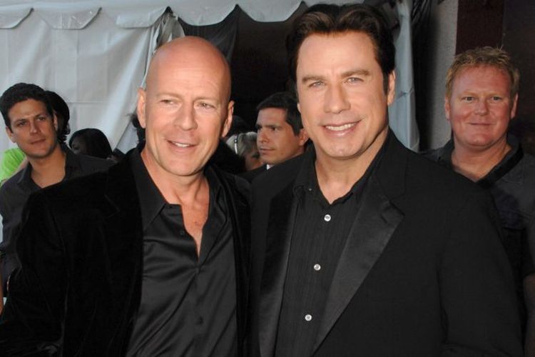 Bruce Willis dan John Travolta saat menghadiri MTV Movie Awards 2007