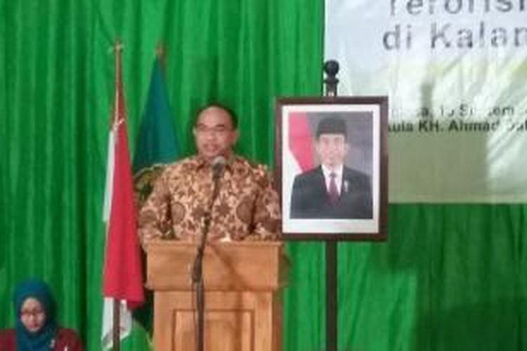 Sekretaris Badan Nasional Penanggulangan Terorisme, Mayjen TNI Abdul Rahman Kadir dalam dialog pencegahan paham ISIS dikalangan mahasiswa di UMY, Yogyakarta 